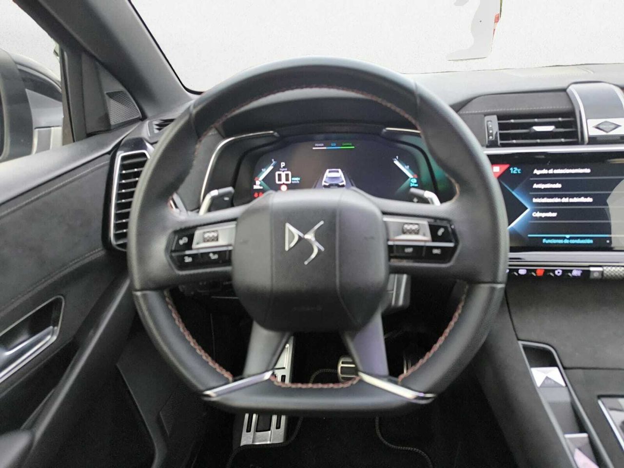 DS DS 7 CROSSBACK 1.6 ETENSE 300 PERF LINE AUTO 4WD 5P  - Foto 2