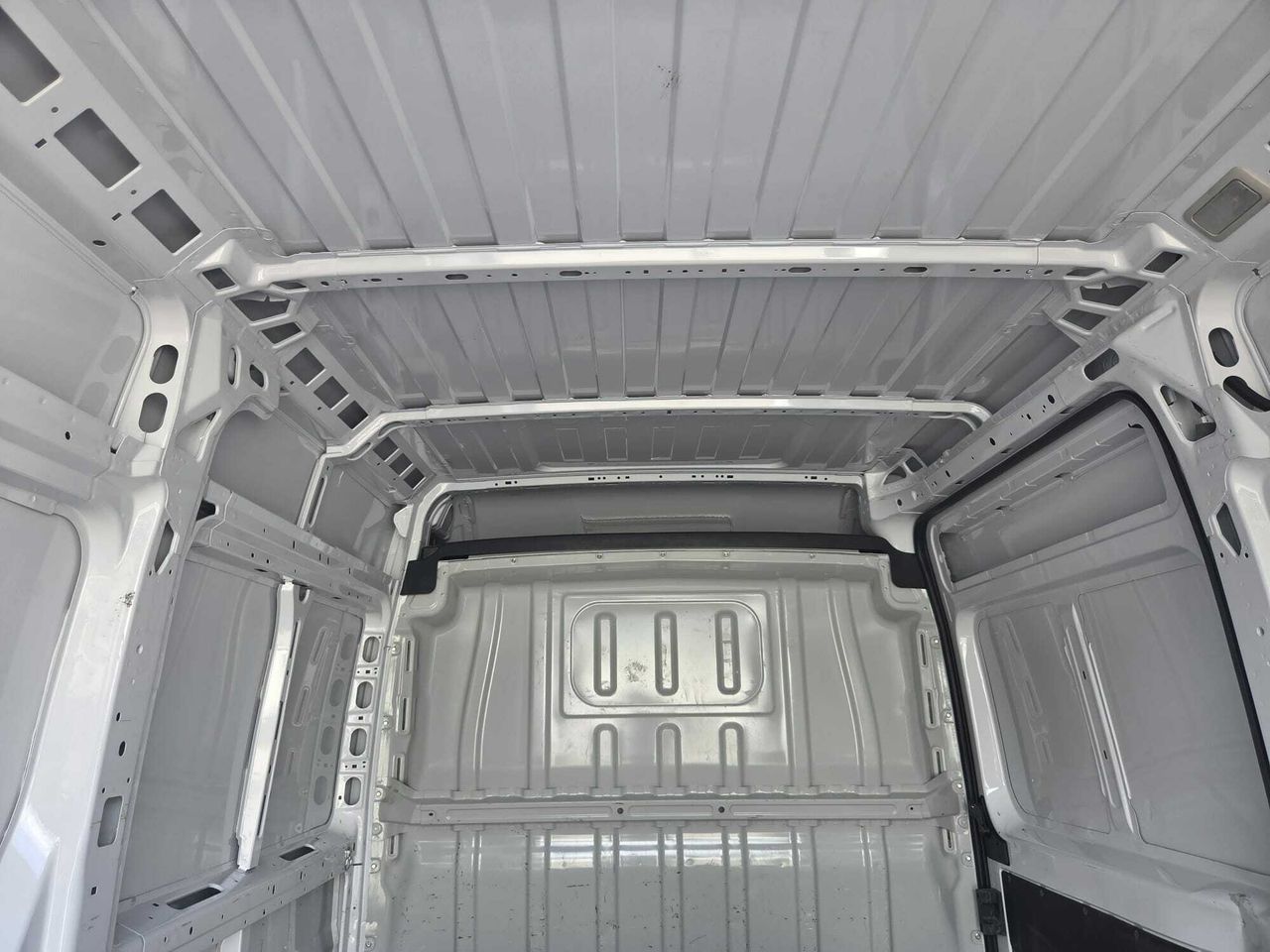 Fiat Ducato FG 35 L2 H2 MULTIJET 140 CV  - Foto 2
