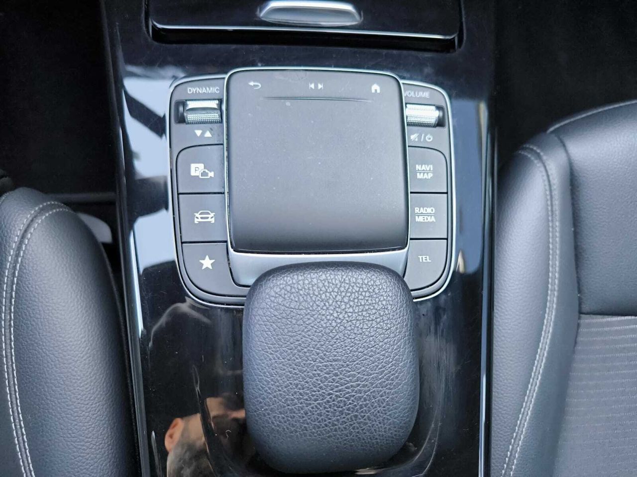 Mercedes CLA 250 e + PAQUETE ADVANTAGE+SMARTPHONE  - Foto 2