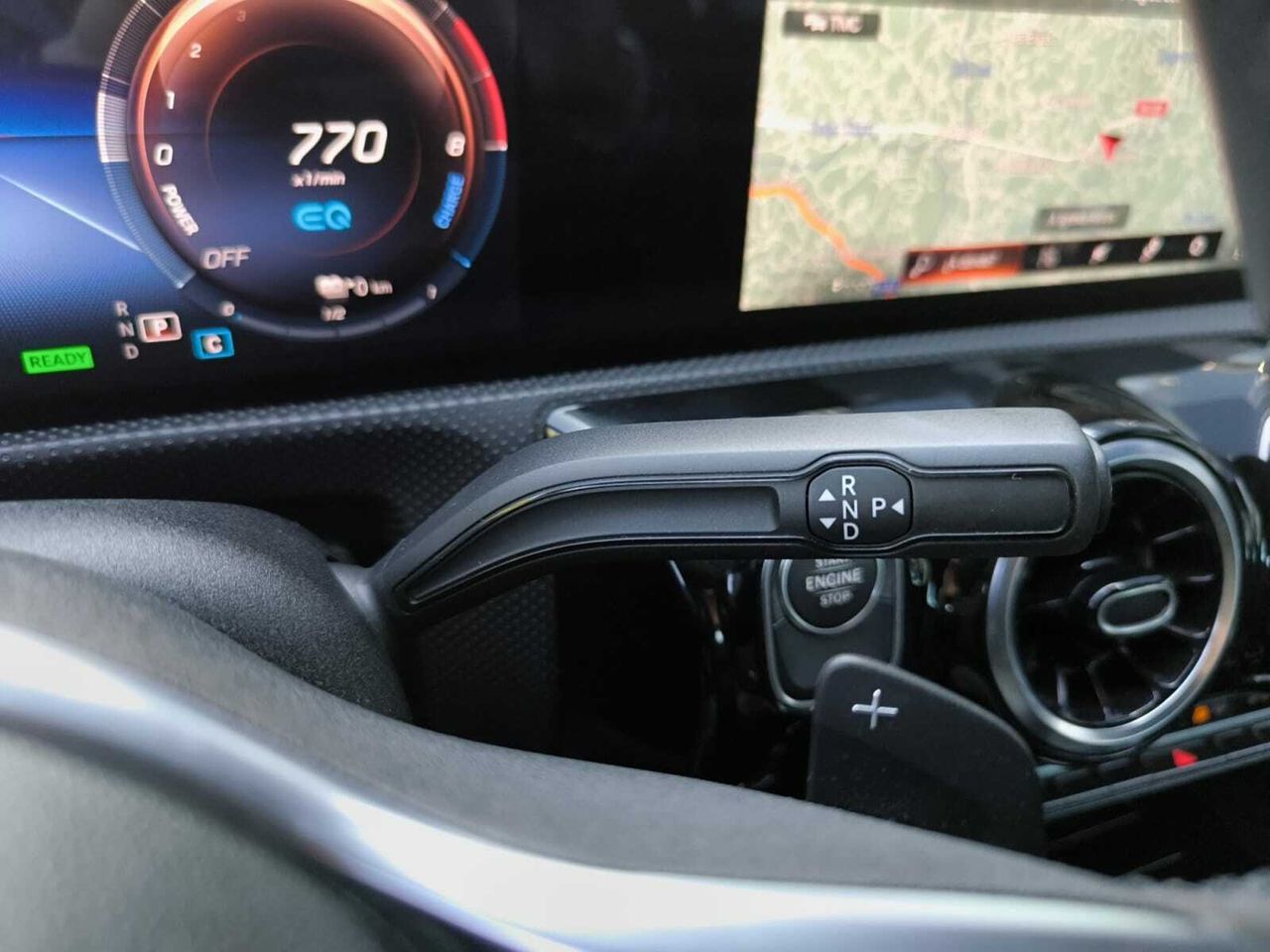 Mercedes CLA 250 e + PAQUETE ADVANTAGE+SMARTPHONE  - Foto 2