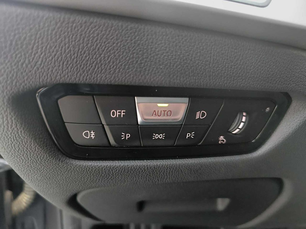 BMW Serie 3 320 D AUTO TOURING  - Foto 2
