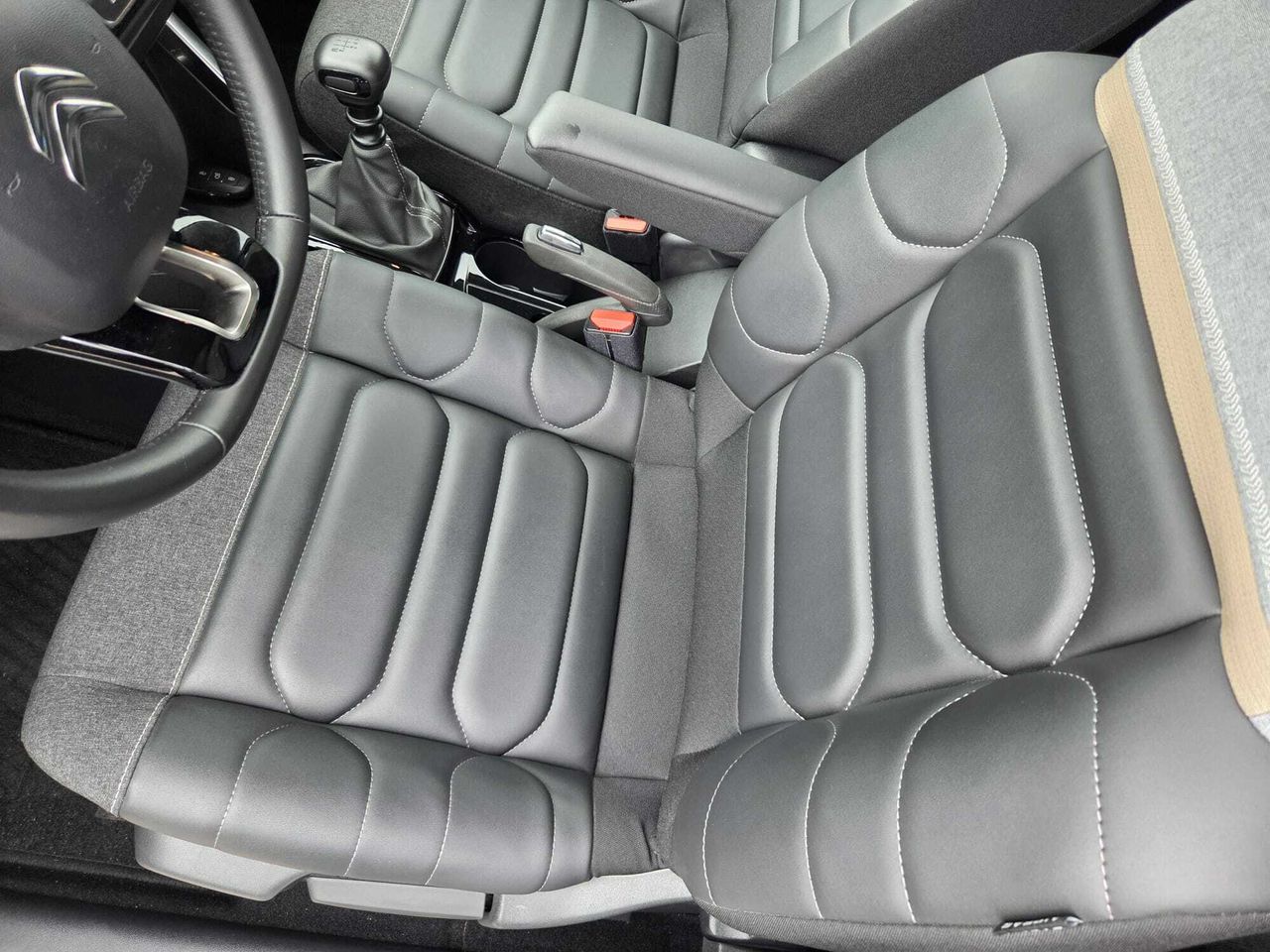 Citroën C3 Aircross SHINE BLUE HDI 110 CV  - Foto 2