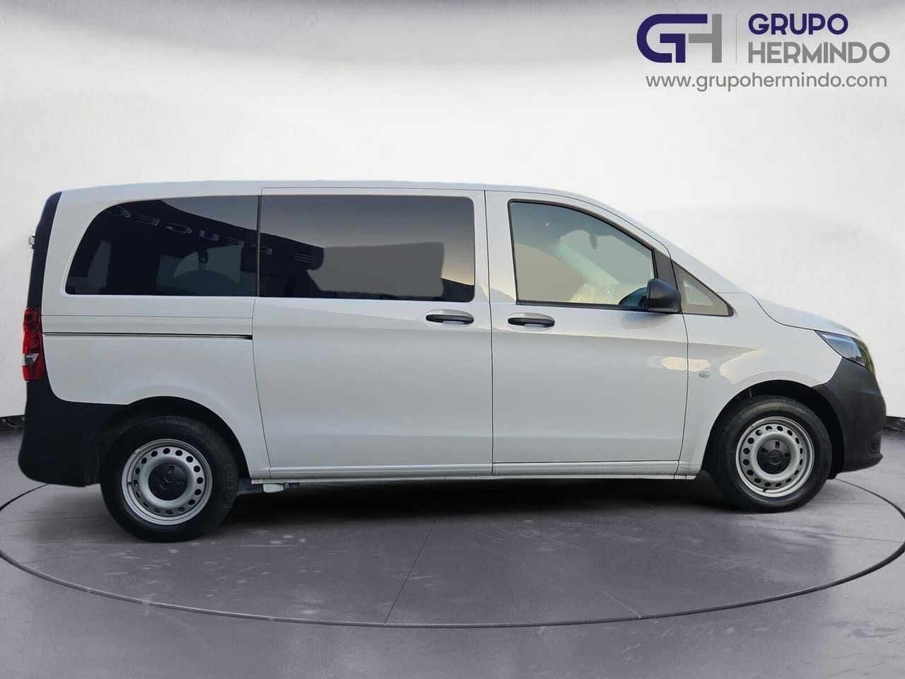 Mercedes Vito TOURER 114 CDI COMPACTA 2.0 135 CV AT9 E6dT  - Foto 2