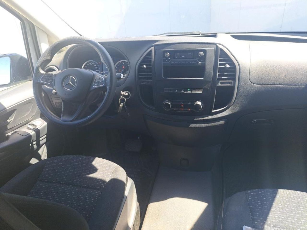 Mercedes Vito TOURER 114 CDI COMPACTA 2.0 135 CV AT9 E6dT  - Foto 2