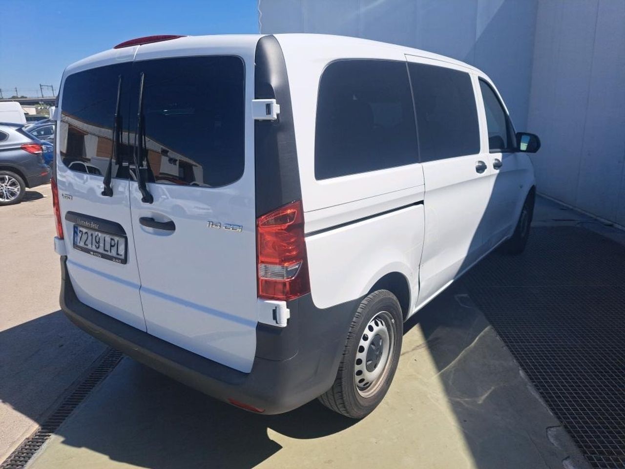 Mercedes Vito TOURER 114 CDI COMPACTA 2.0 135 CV AT9 E6dT  - Foto 2