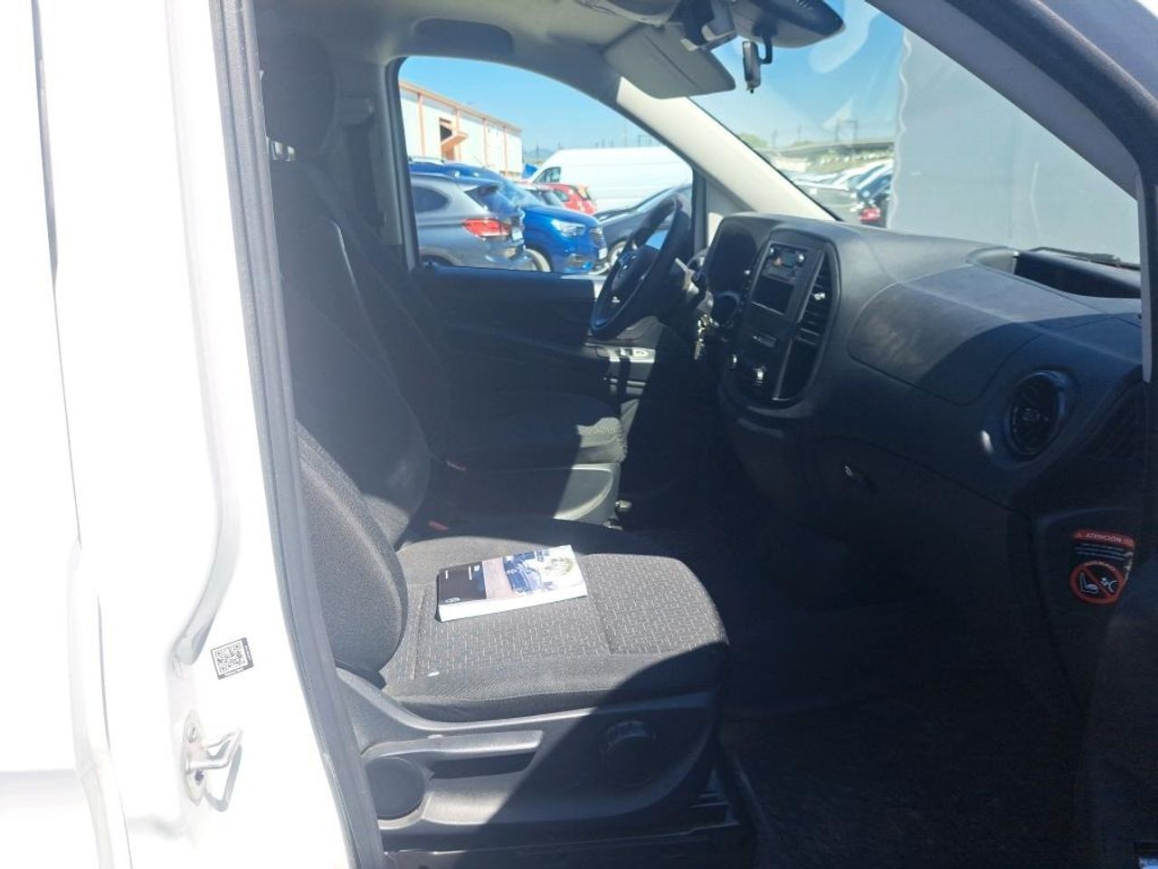 Mercedes Vito TOURER 114 CDI COMPACTA 2.0 135 CV AT9 E6dT  - Foto 2