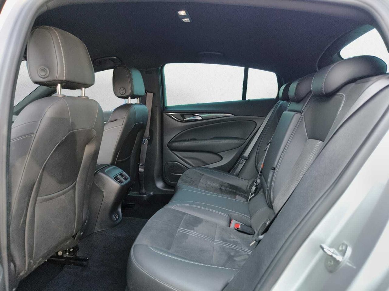 Opel Insignia  GS 2.0 CDTI TURBO D ULTIMATE AUT  - Foto 2