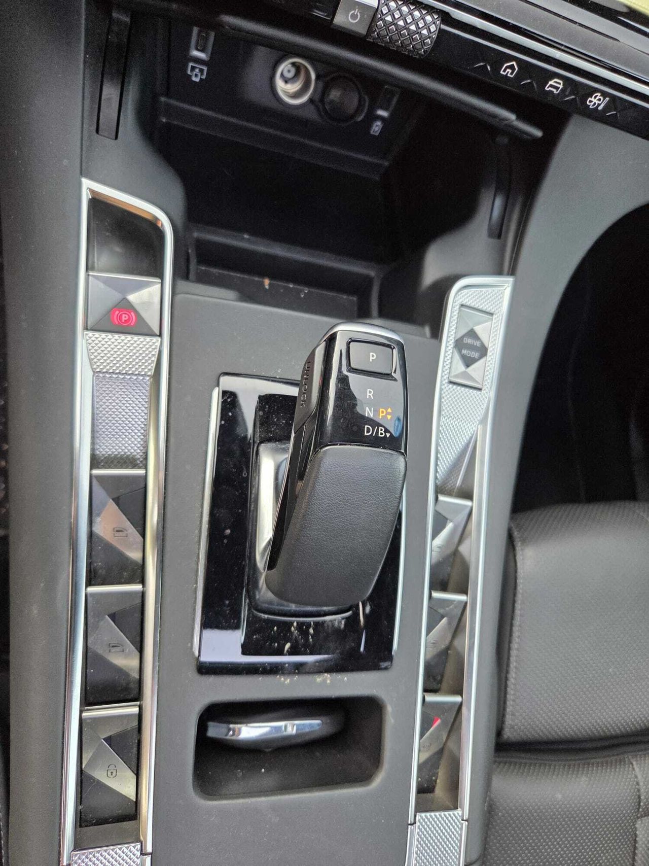 DS DS 7 E TENSE 4X4 360 CV LA PREMIERE  - Foto 2