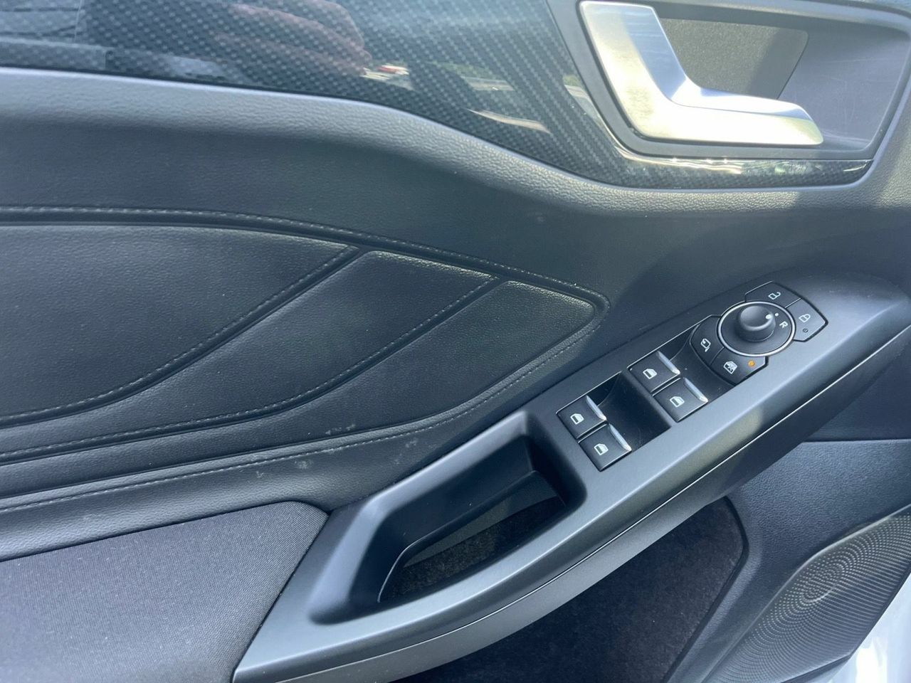 Ford Focus ST LINE ECOBOOST 125 CV  - Foto 2