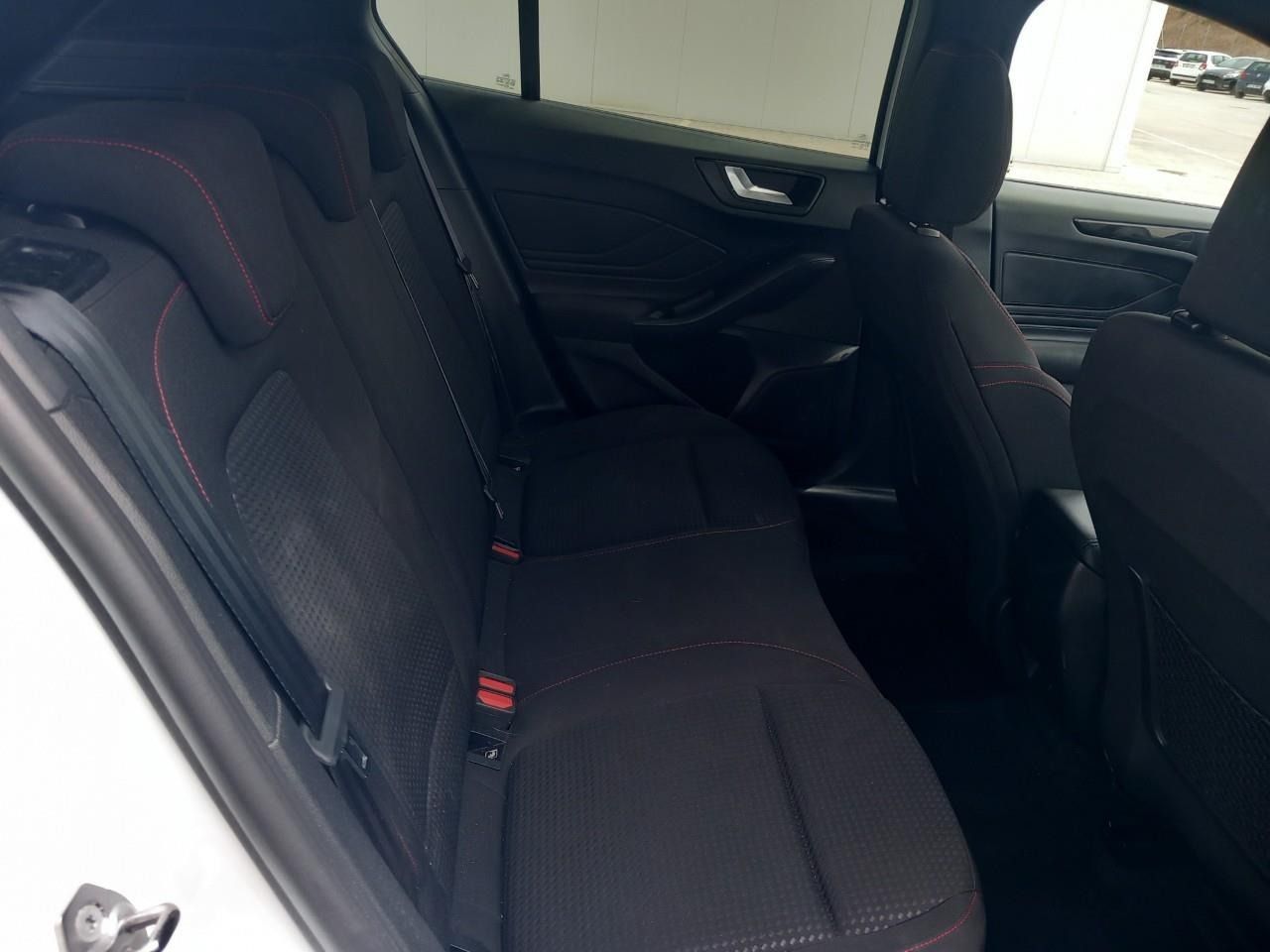 Ford Focus ST LINE ECOBOOST 125 CV  - Foto 2