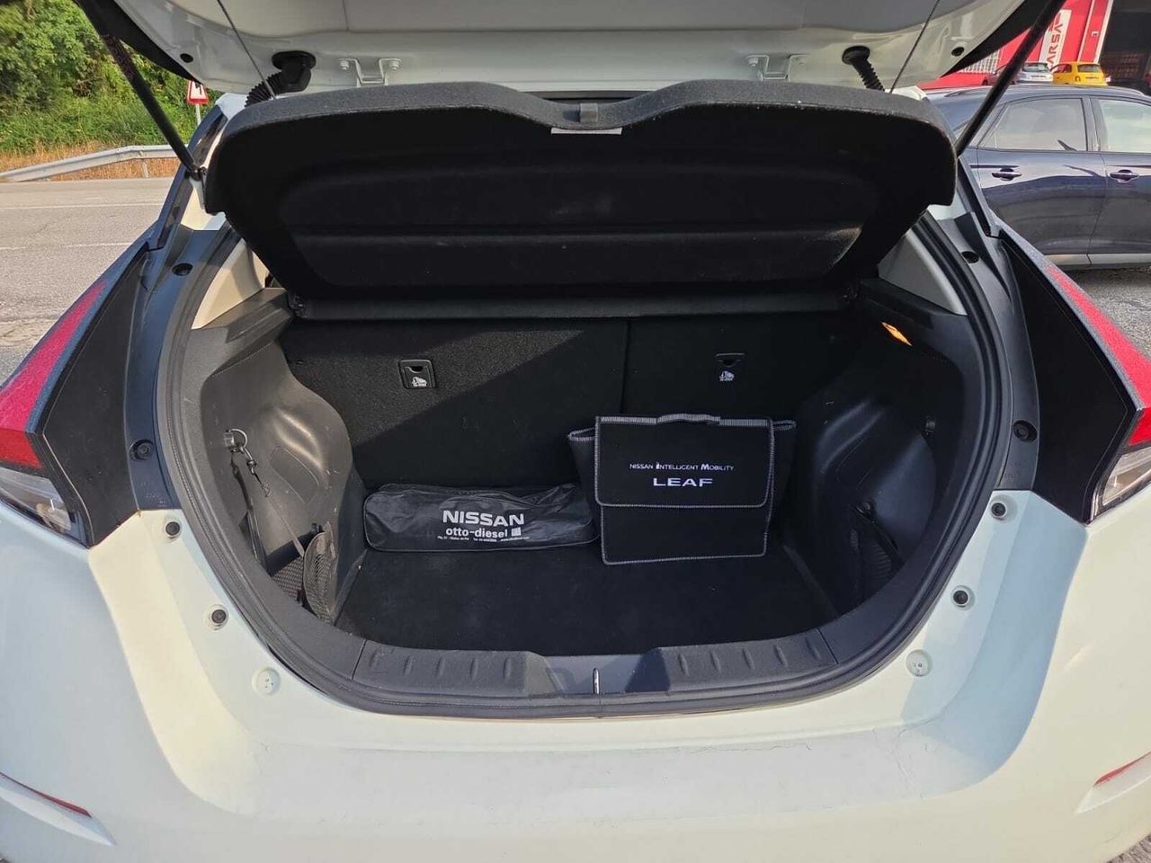 Nissan Leaf 40 KWH ACENTA  - Foto 2