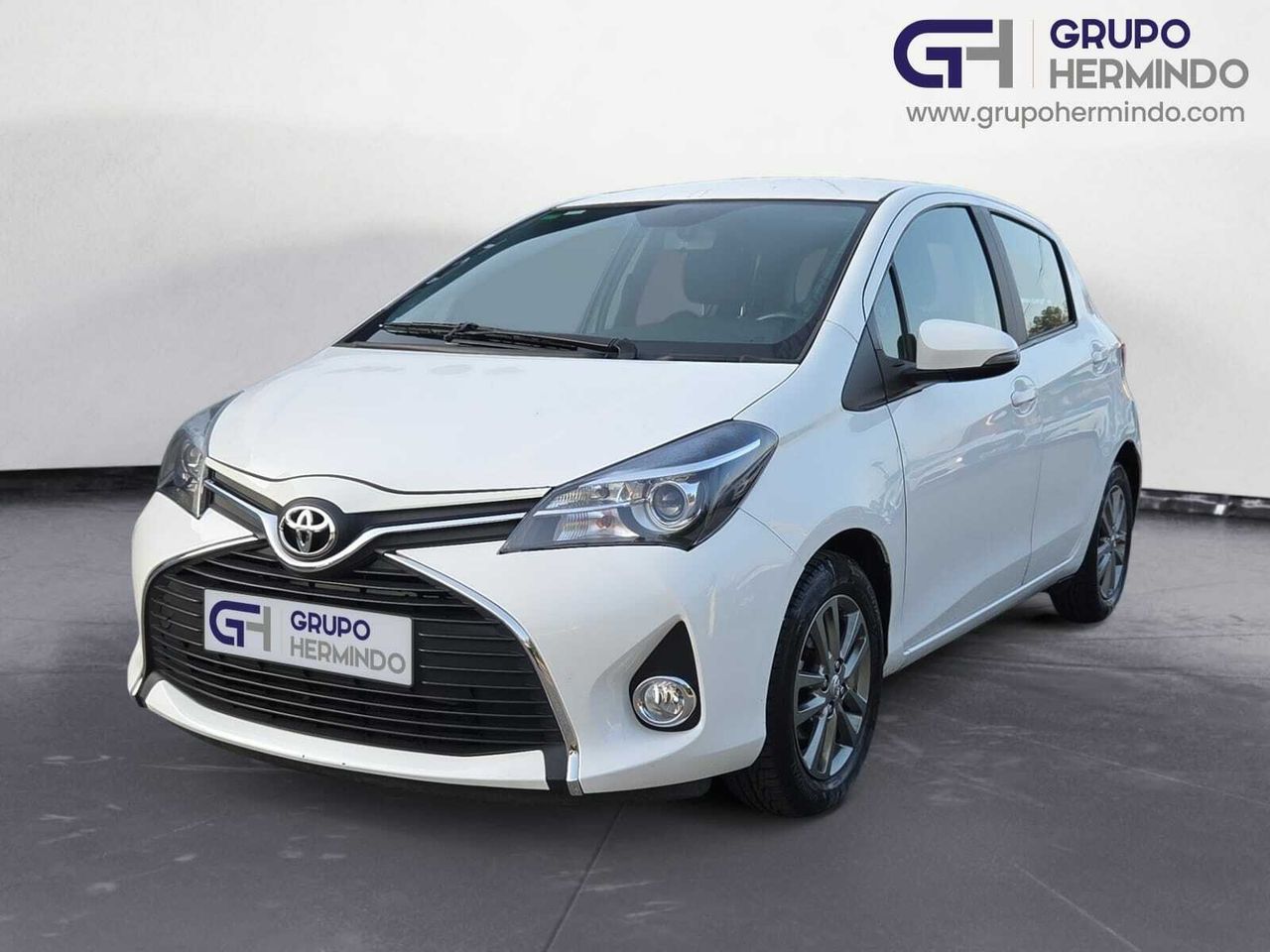 Toyota Yaris 100 ACTIVE  - Foto 2