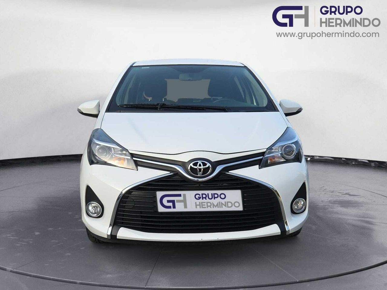 Toyota Yaris 100 ACTIVE  - Foto 2