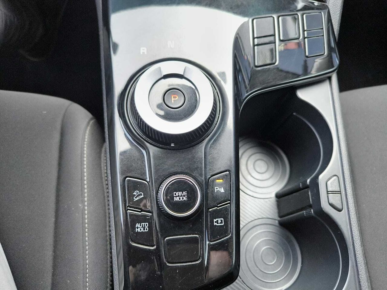Kia Sportage 1.6 TGDI HEV DRIVE 230 CV  - Foto 2