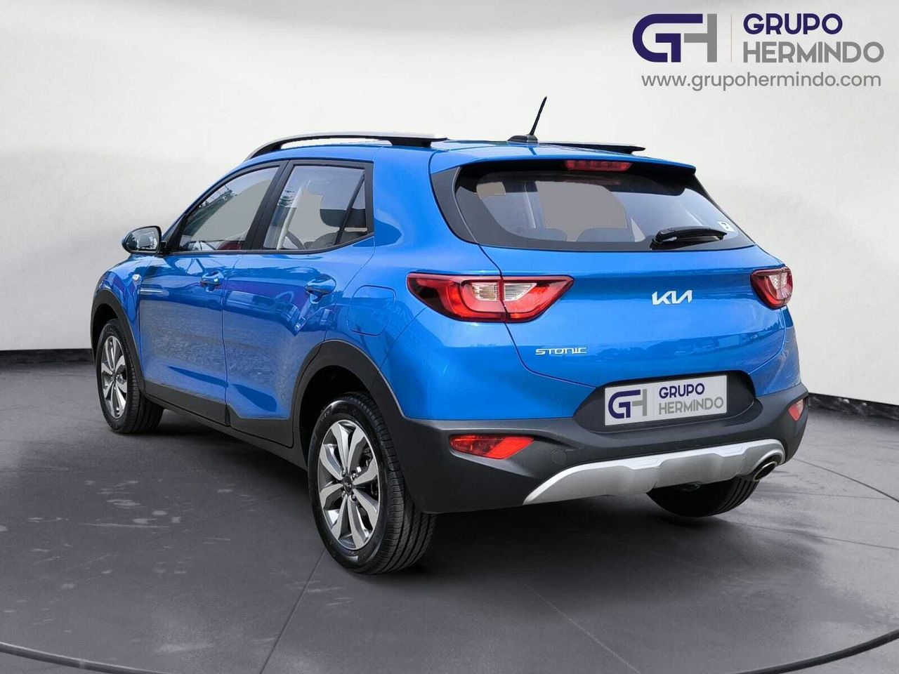 Kia Stonic 1.2 DPI DRIVE 84 CV  - Foto 2