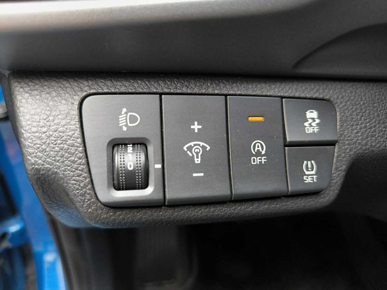 Kia Stonic 1.2 DPI DRIVE 84 CV  - Foto 2
