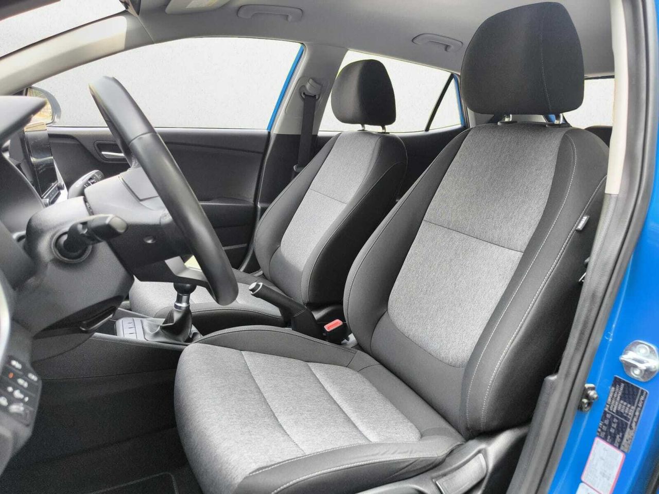 Kia Stonic 1.2 DPI DRIVE 84 CV  - Foto 2