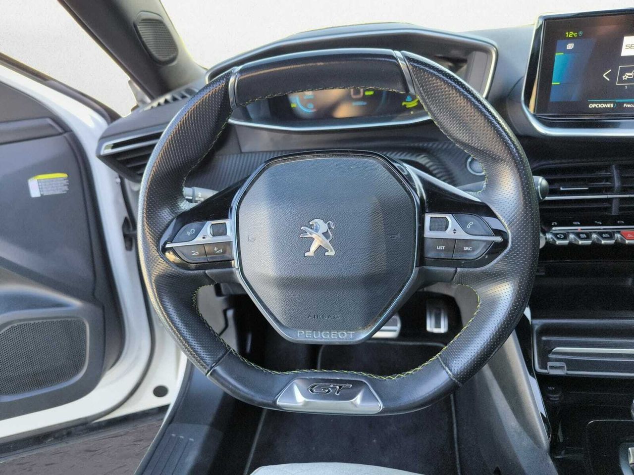 Peugeot e-2008 GT ELECTRICO 136 CV  - Foto 2