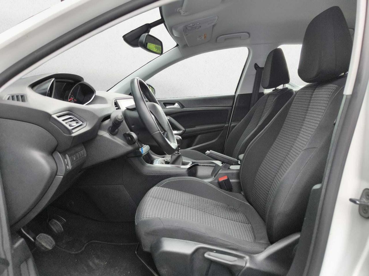 Peugeot 308 ACTIVE PACK BLUE HDI 130 CV  - Foto 2