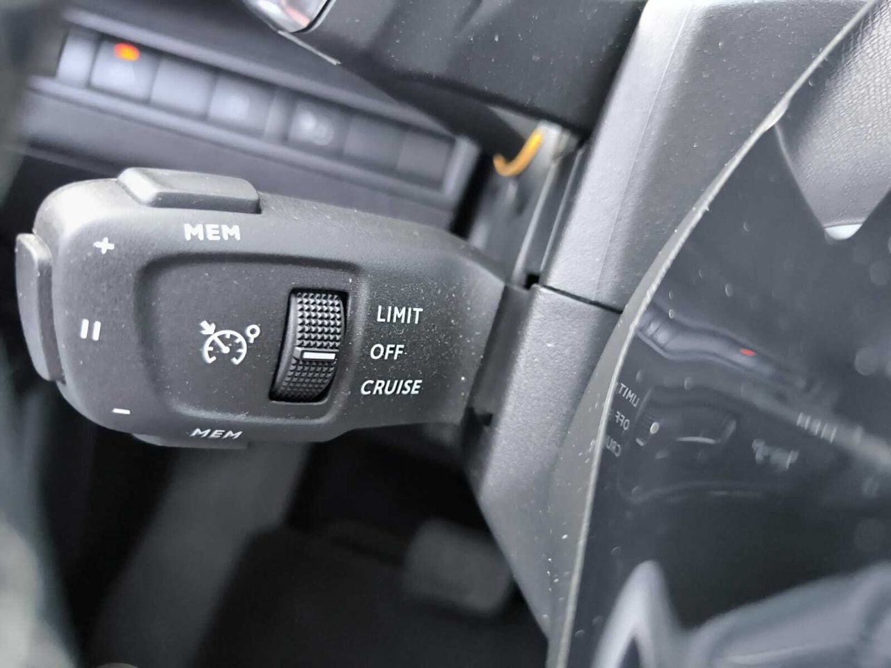 Peugeot 3008 Hybrid ALLURE PACK HYBRID 225 e-EAT8  - Foto 2
