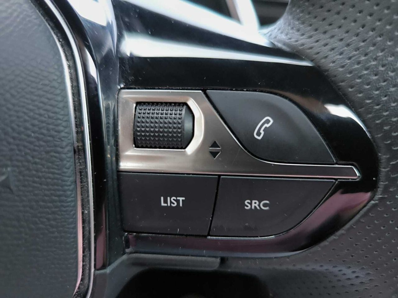 Peugeot 3008 Hybrid GT PACK HYBRID 300 e-EAT8  - Foto 2