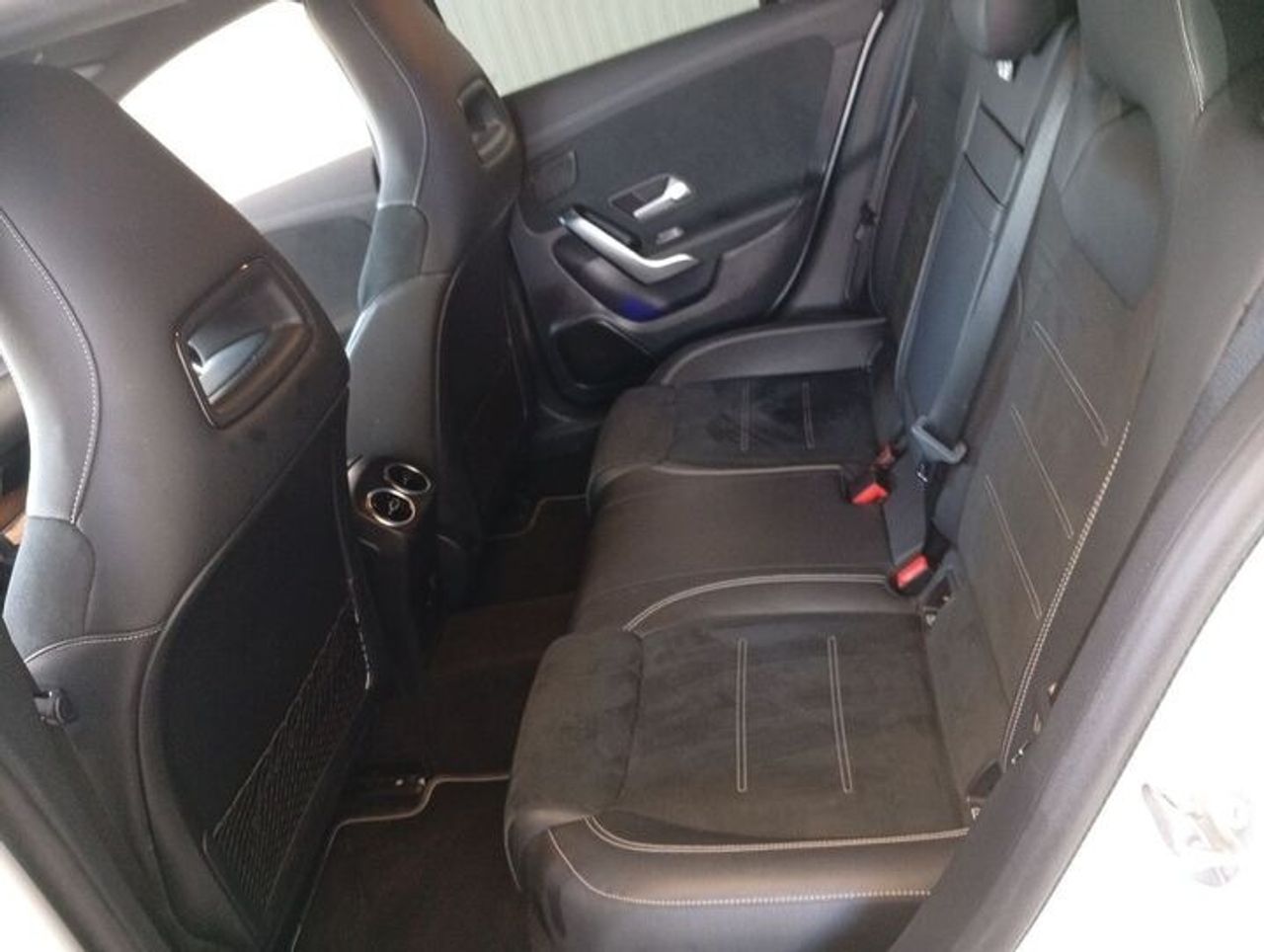 Mercedes CLA 200 D DCT SHOOTING BRAKE  - Foto 2