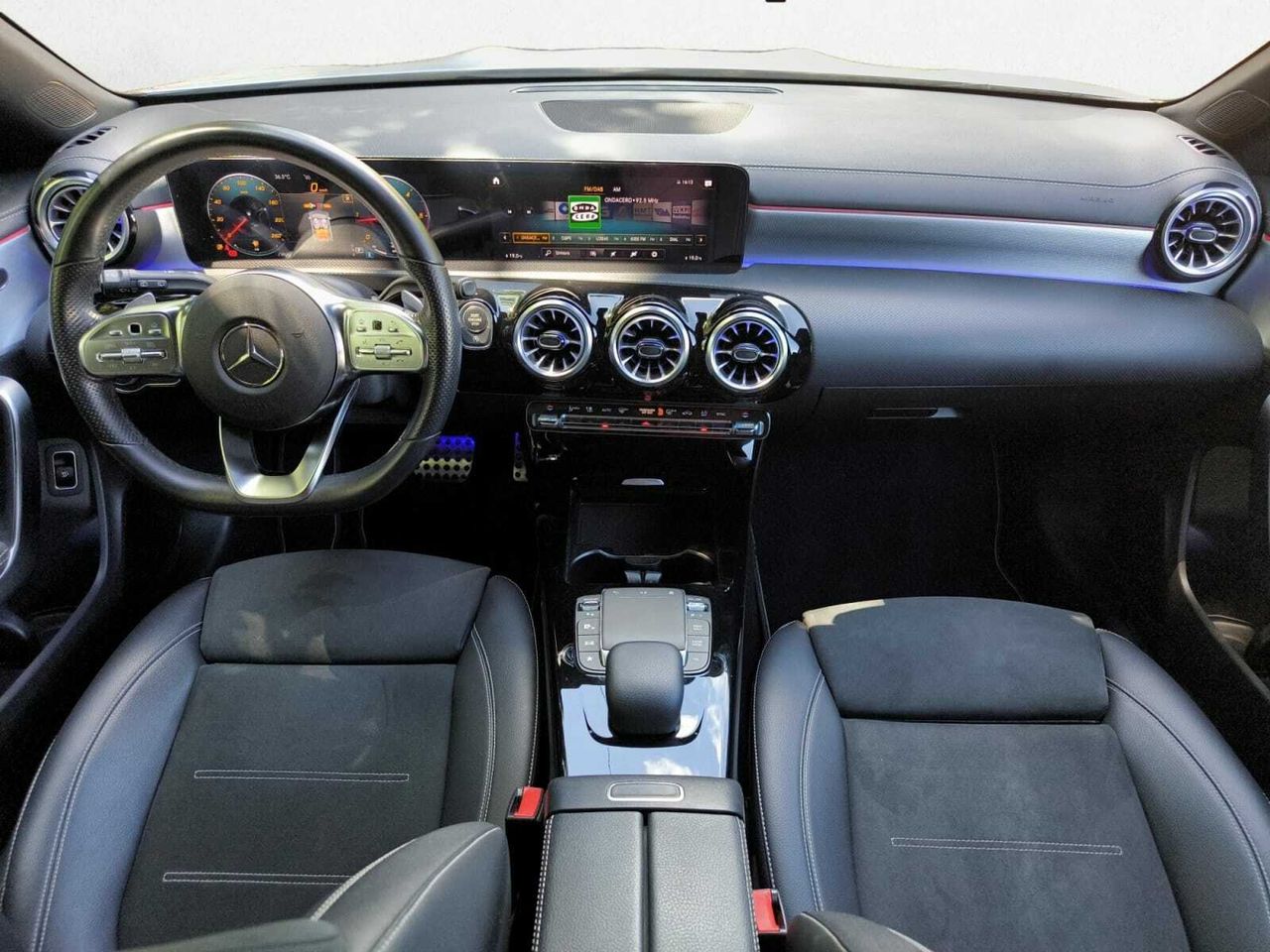 Mercedes CLA 200 D DCT SHOOTING BRAKE  - Foto 2