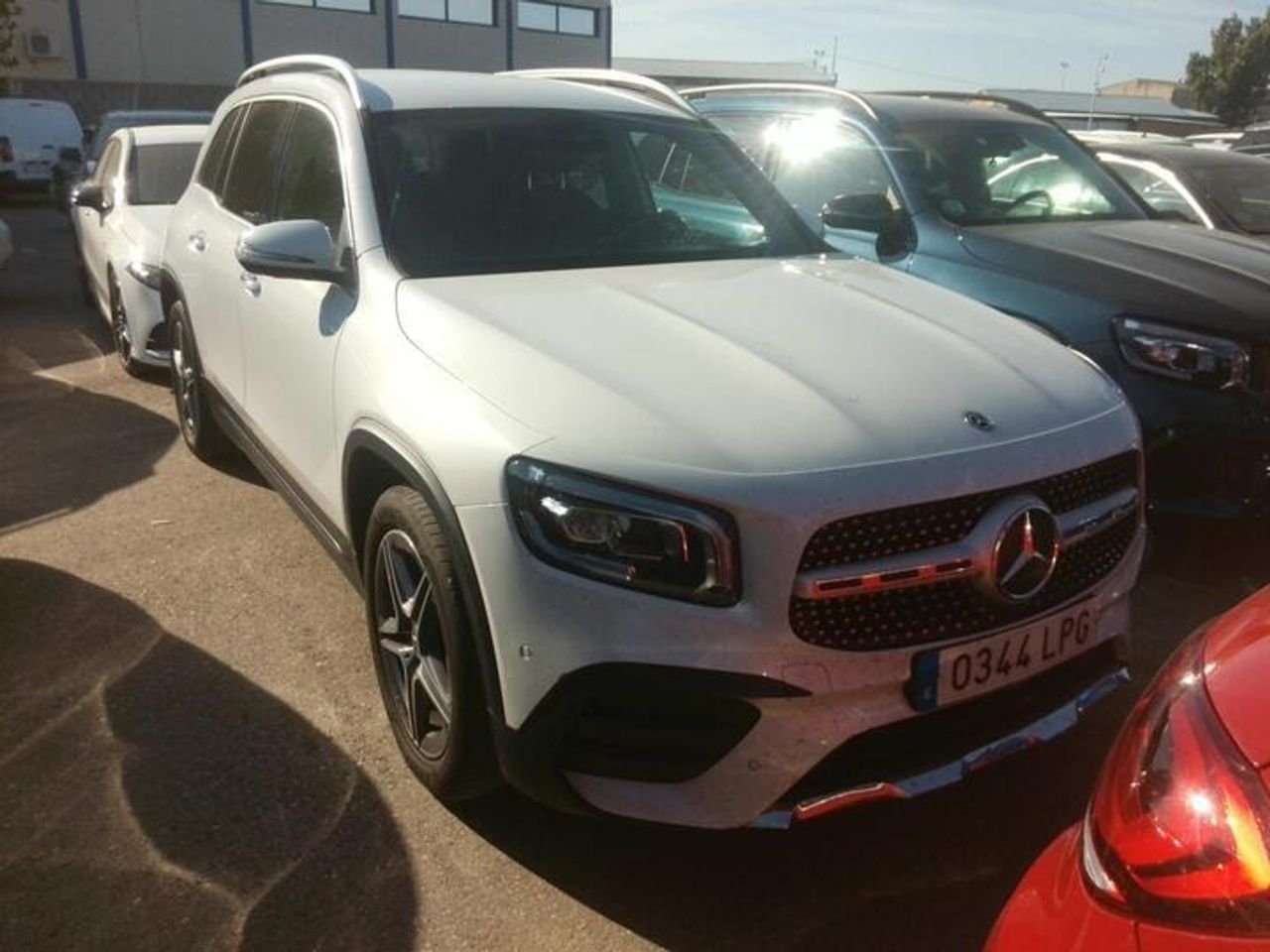 Mercedes GLB 200 D DCT 7 PLAZAS+ AMG LINE+PAQ PREMIUM+BOLA REMOLQUE  - Foto 2