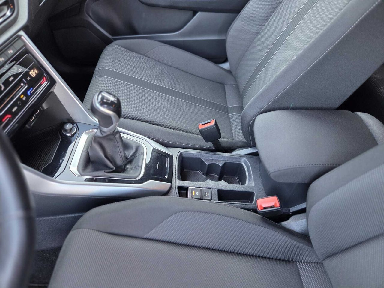 Volkswagen T-Roc 2.0 TDI 115 CV  - Foto 2