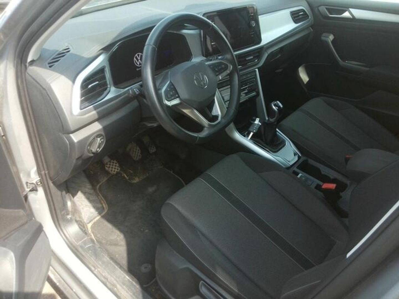 Volkswagen T-Roc 2.0 TDI 115 CV  - Foto 2