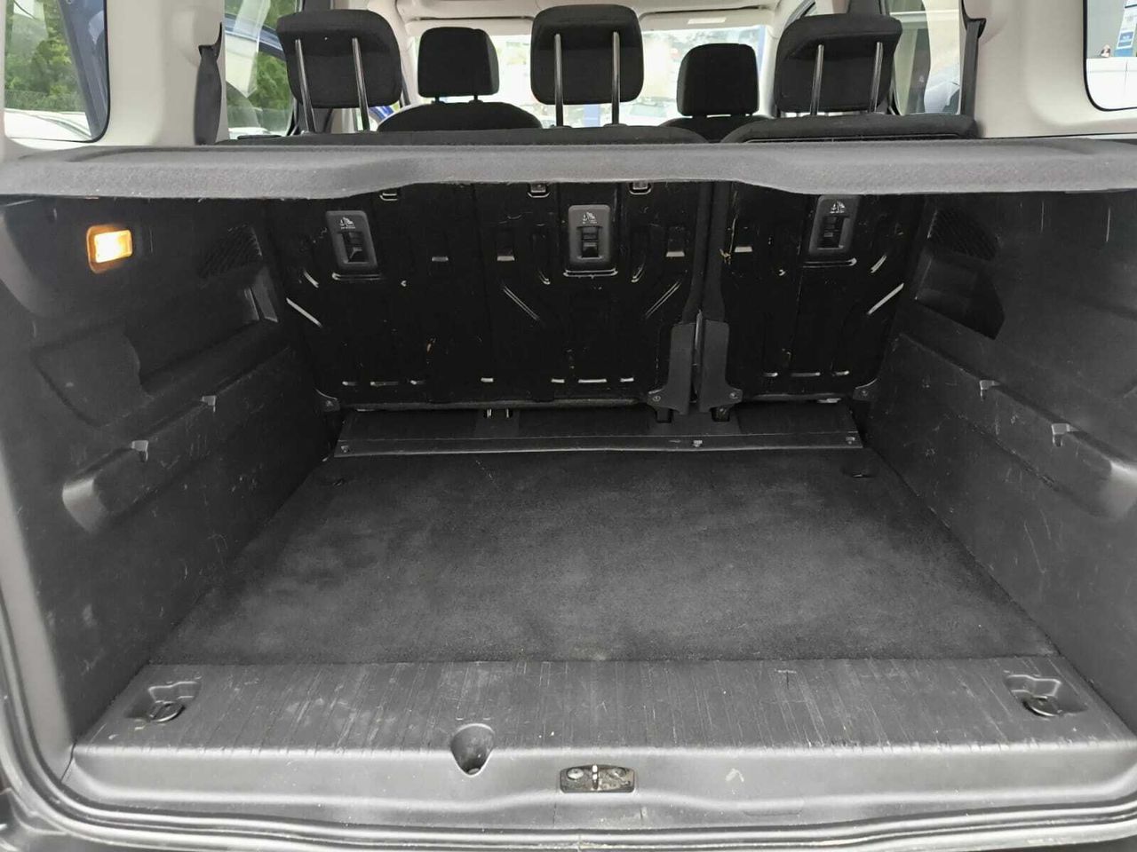 Peugeot Rifter ALLURE BLUE HDI 100 CV STANDARD  - Foto 2