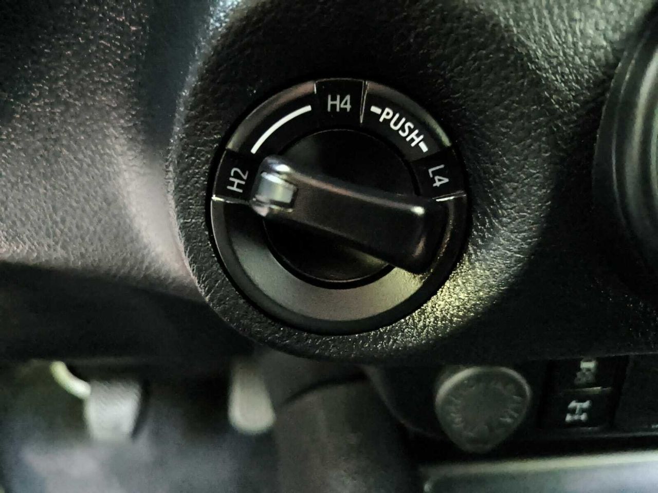 Toyota Hilux 2.4 D4D CABINA DOBLE GX  - Foto 2