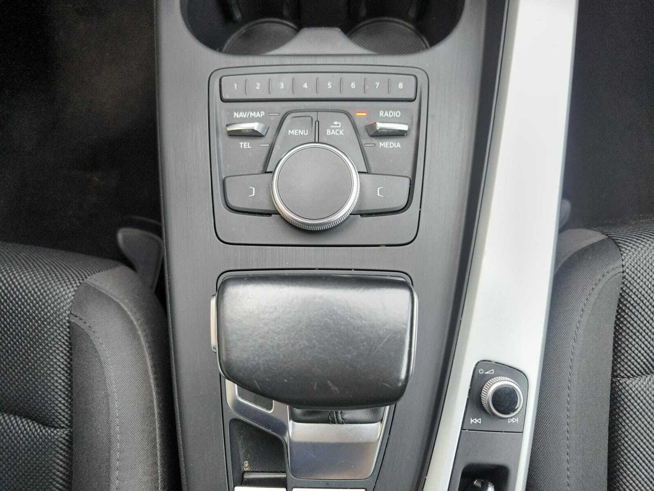 Audi A4 AVANT 2.0 TDI 150 CV S TRONIC  - Foto 2