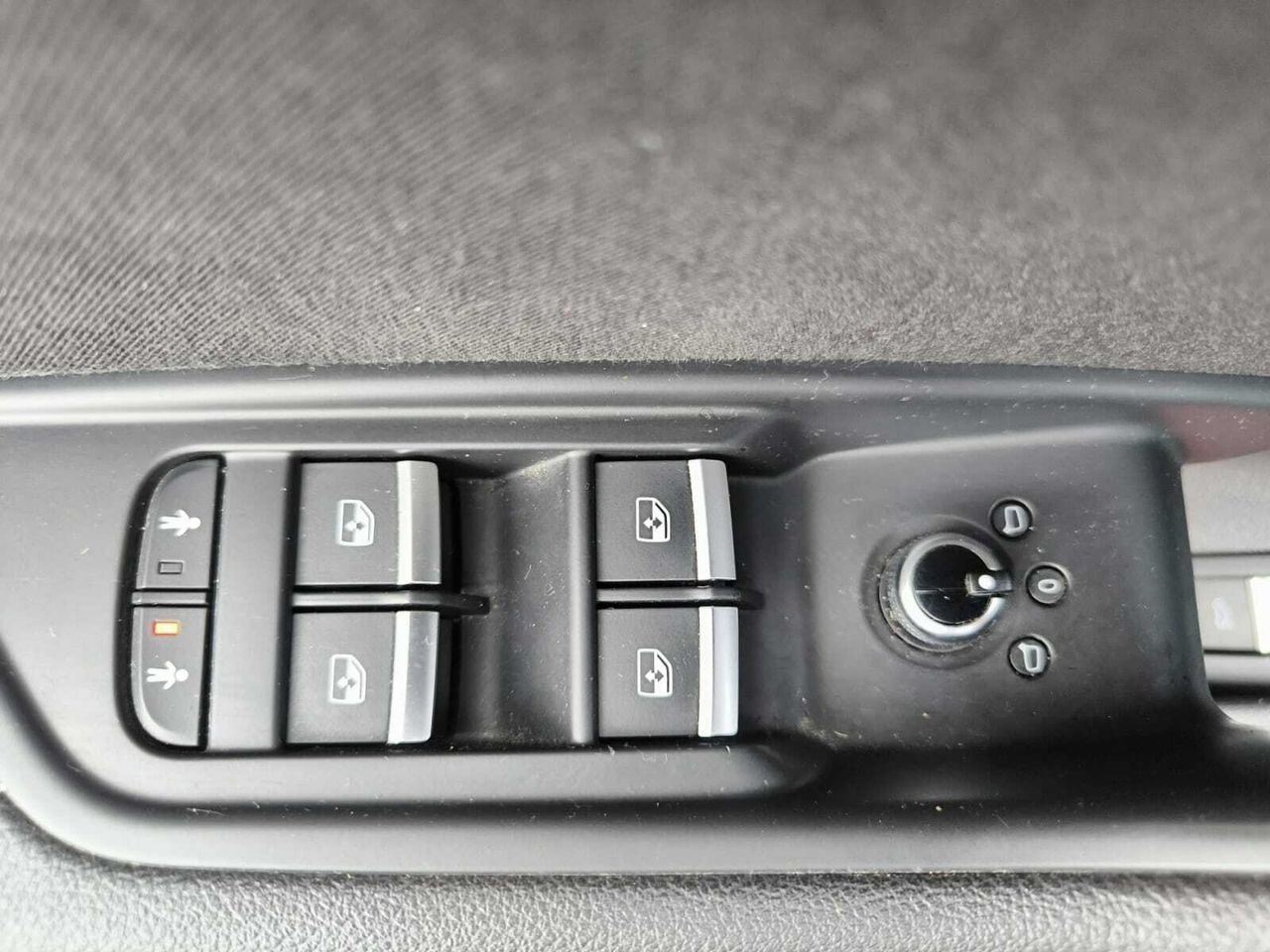 Audi A4 AVANT 2.0 TDI 150 CV S TRONIC  - Foto 2