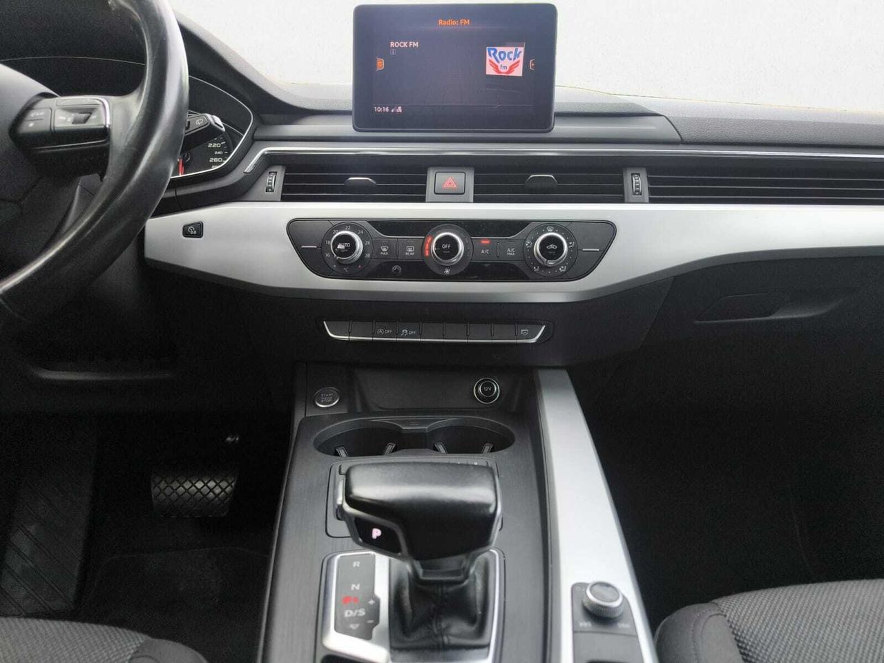 Audi A4 AVANT 2.0 TDI 150 CV S TRONIC  - Foto 2