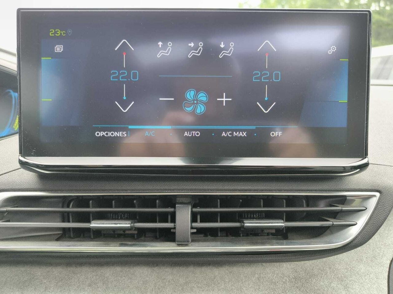Peugeot 3008 Hybrid GT 225 e EAT8 PHEV  - Foto 2