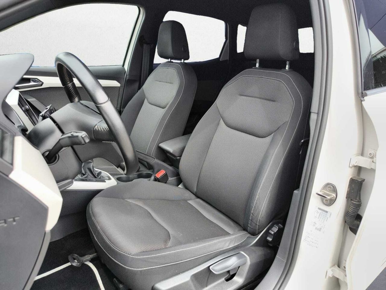 Seat Arona 1.6 TDI 95 CV STYLE  ECOMOTIVE  - Foto 2