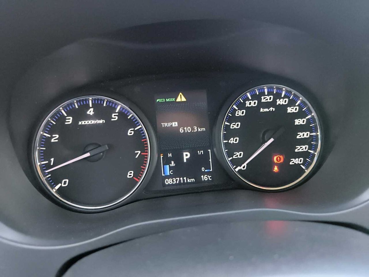 Mitsubishi Outlander 200 MPI MOTION 2WD 7 PLAZAS  - Foto 2