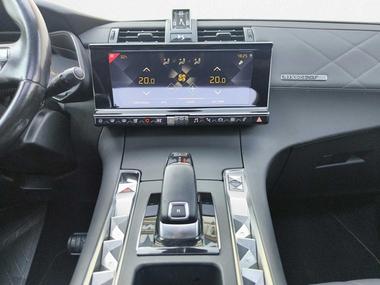 DS DS 7 CROSSBACK PURE TECH 180 CV AUT GRAND CHIC  - Foto 2