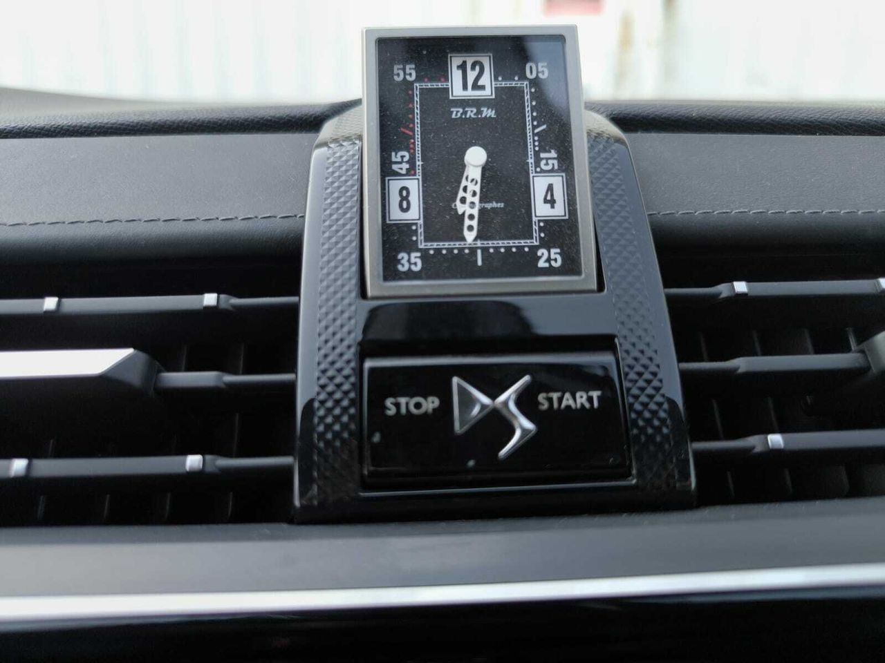 DS DS 7 CROSSBACK PURE TECH 180 CV AUT GRAND CHIC  - Foto 2
