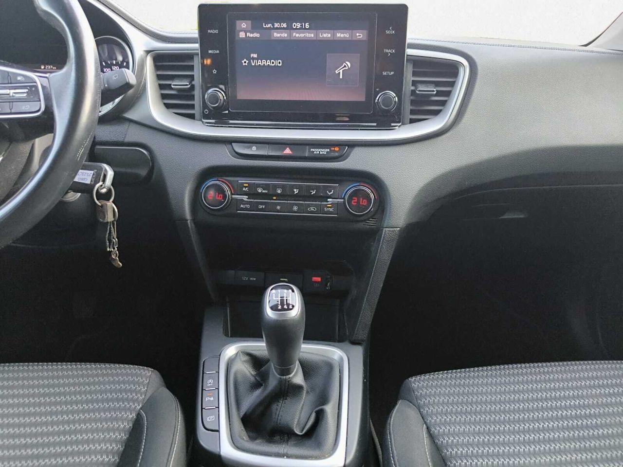 Kia Ceed 1.0 T-GDI DRIVE 100 CV  - Foto 2