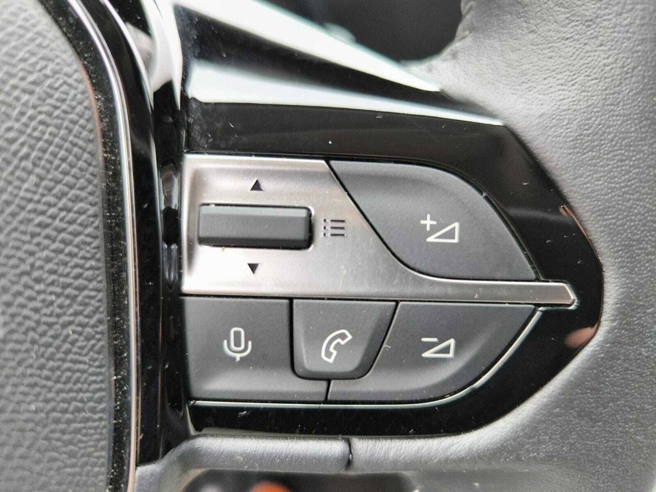 Peugeot 308 ALLURE BLUE HDI 130 CV EAT8  - Foto 2
