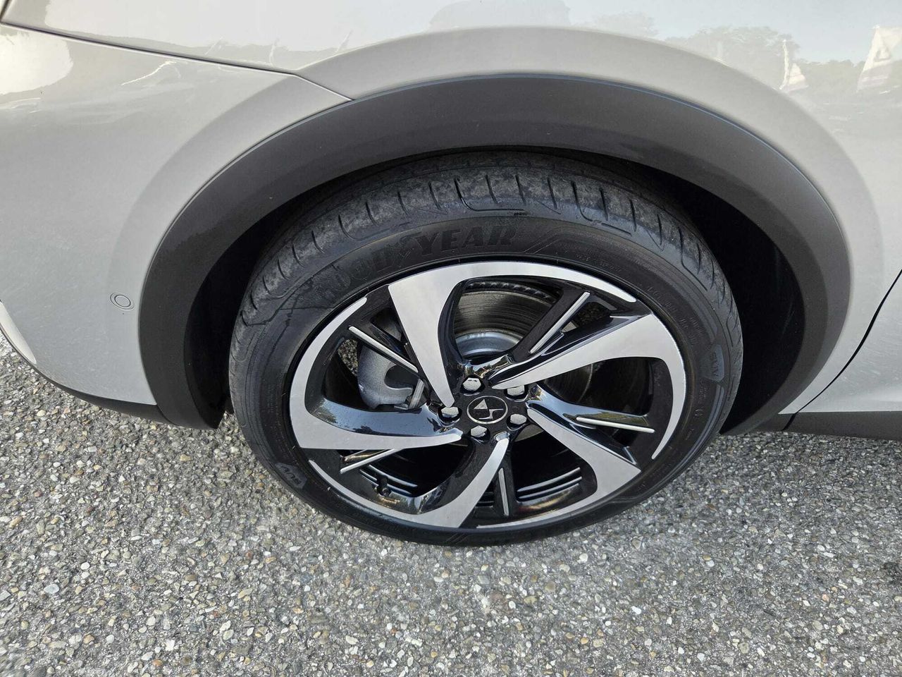 DS DS 7 CROSSBACK E TENSE 225 RIVOLI  - Foto 2