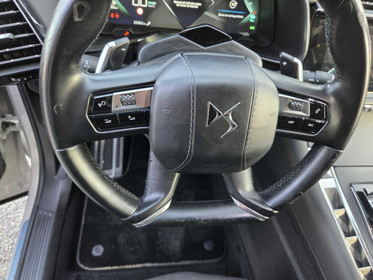 DS DS 7 CROSSBACK E TENSE 4X4 300 CV GRAND CHIC  - Foto 2