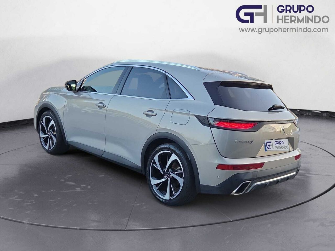 DS DS 7 CROSSBACK E TENSE 4X4 300 CV GRAND CHIC  - Foto 2