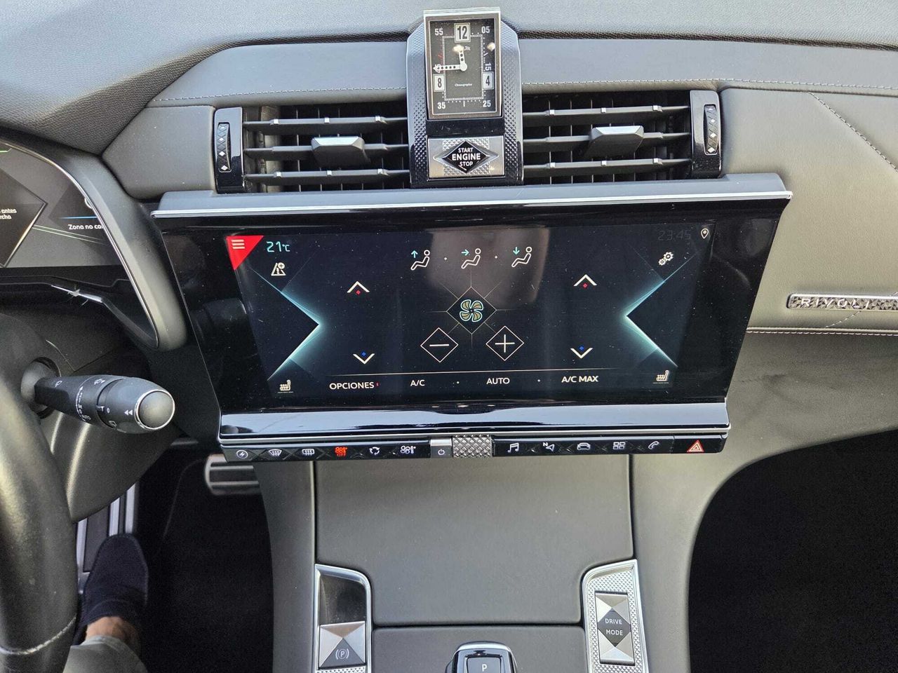 DS DS 7 CROSSBACK E TENSE 4X4 300 CV GRAND CHIC  - Foto 2