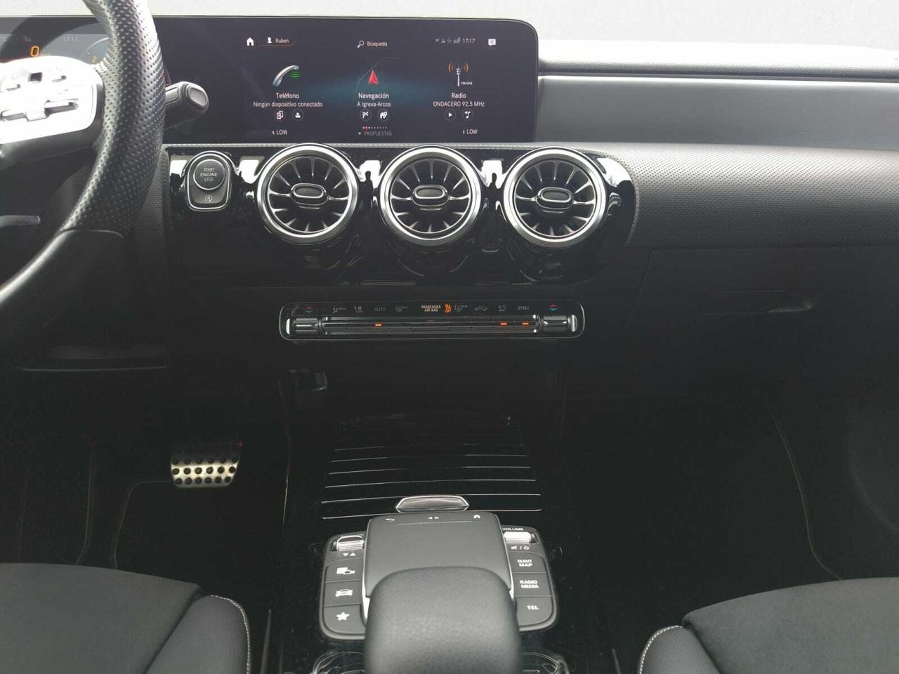 Mercedes CLA 200 D DCT SHOOTING BRAKE AMG LINE+PAQ PREMIUM+ SMARTPHONE  - Foto 2