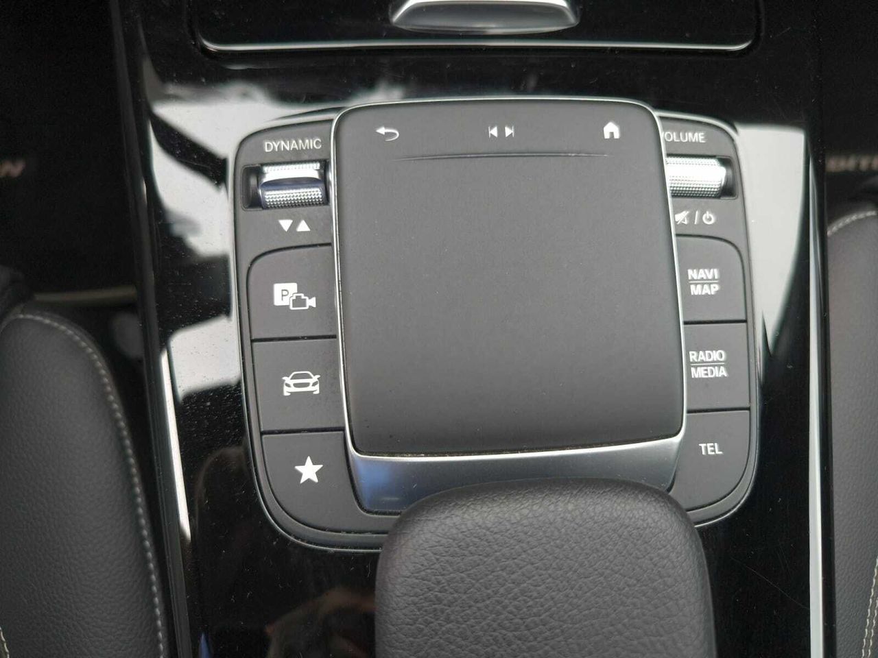 Mercedes CLA 200 D DCT SHOOTING BRAKE AMG LINE+PAQ PREMIUM+ SMARTPHONE  - Foto 2
