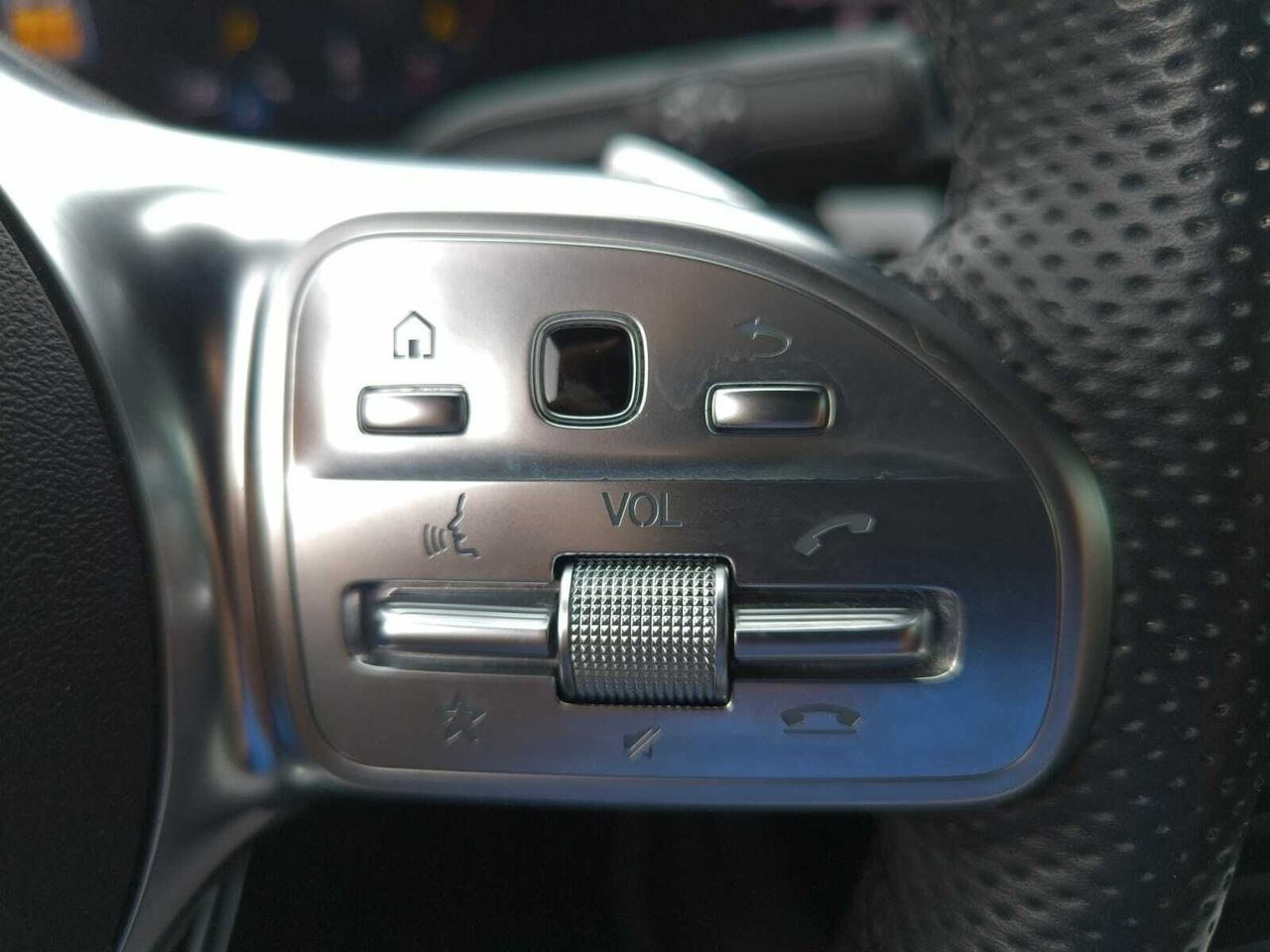 Mercedes CLA 200 D DCT SHOOTING BRAKE AMG LINE+PAQ PREMIUM+ SMARTPHONE  - Foto 2
