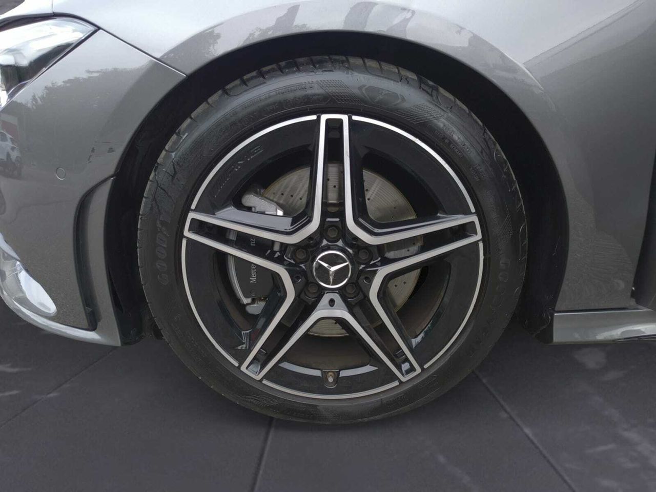 Mercedes CLA 200 D DCT SHOOTING BRAKE AMG LINE+PAQ PREMIUM+ SMARTPHONE  - Foto 2